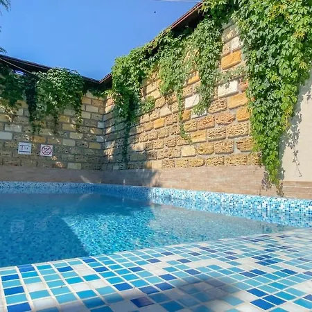 Arcadia Villa Apartments Odesa Swimming Pool photo